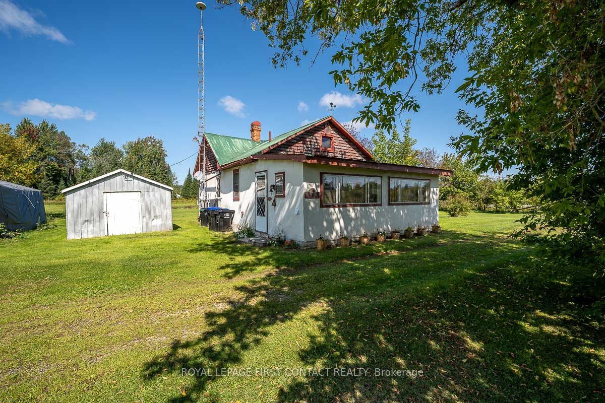 3828 George Johnston Rd