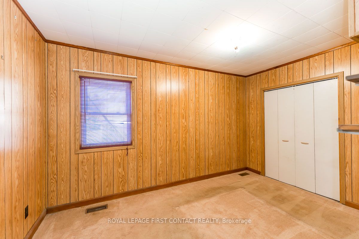 3828 George Johnston Rd