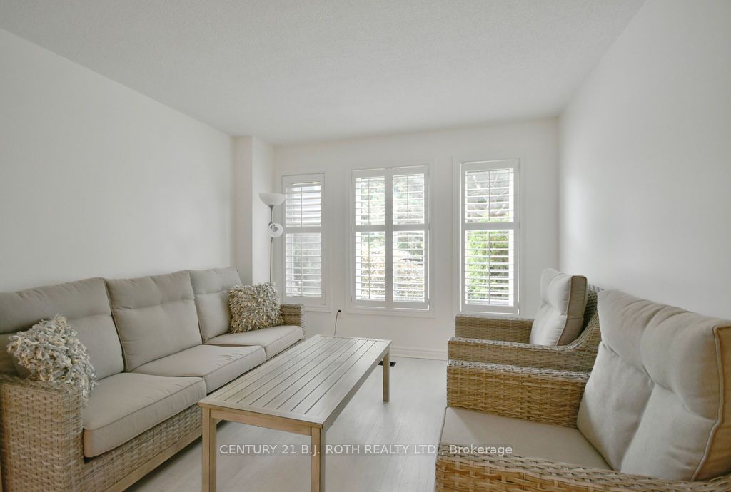 58 Brushwood Cres