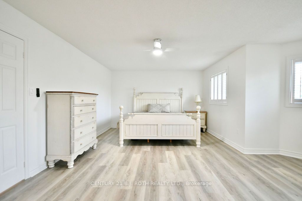 58 Brushwood Cres