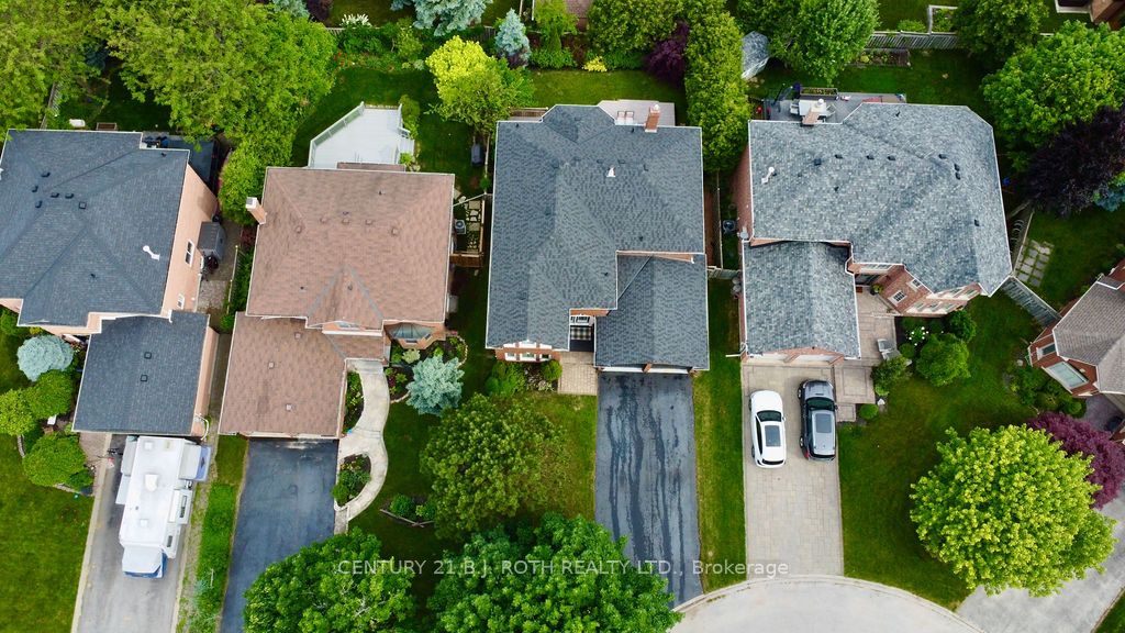 58 Brushwood Cres