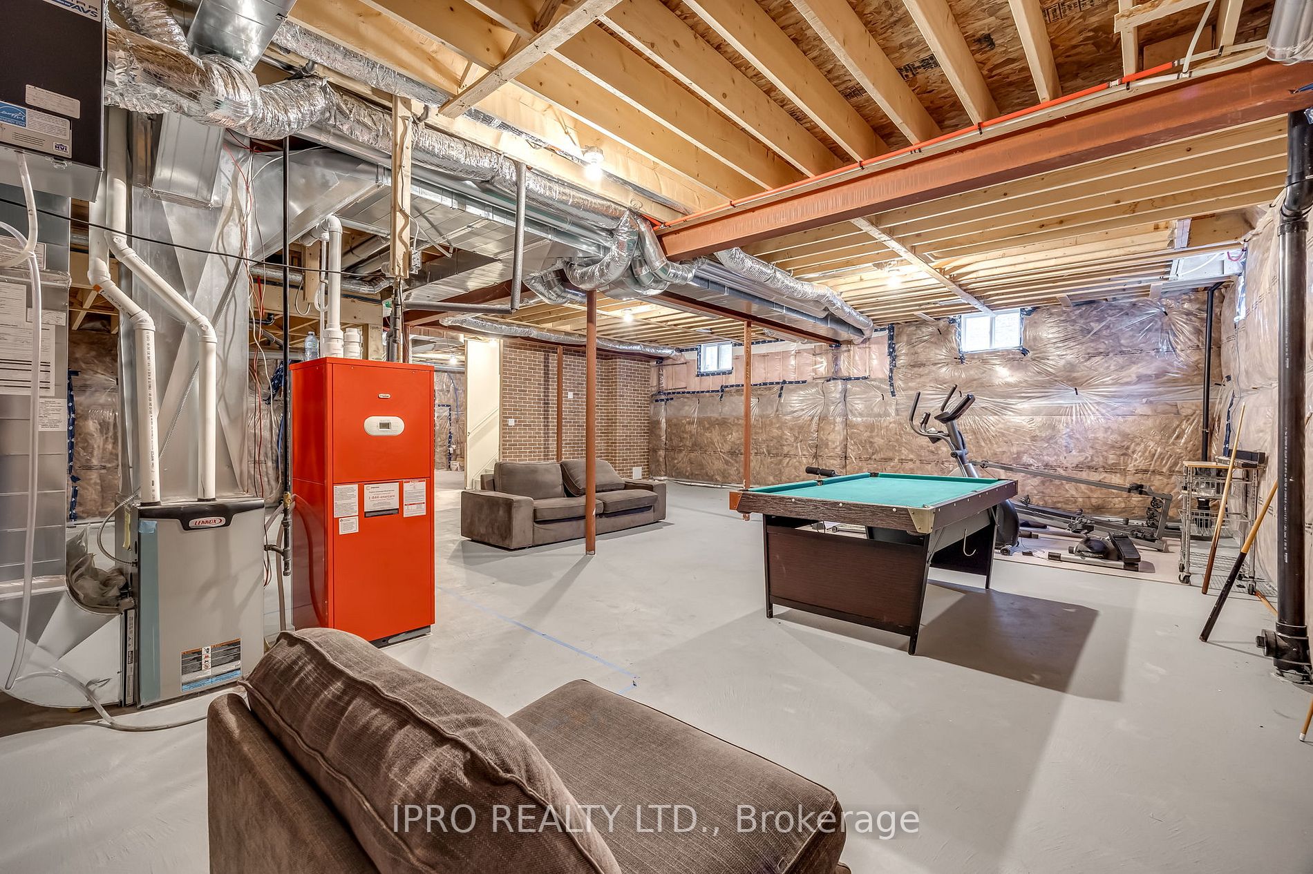 115 Muirfield Dr