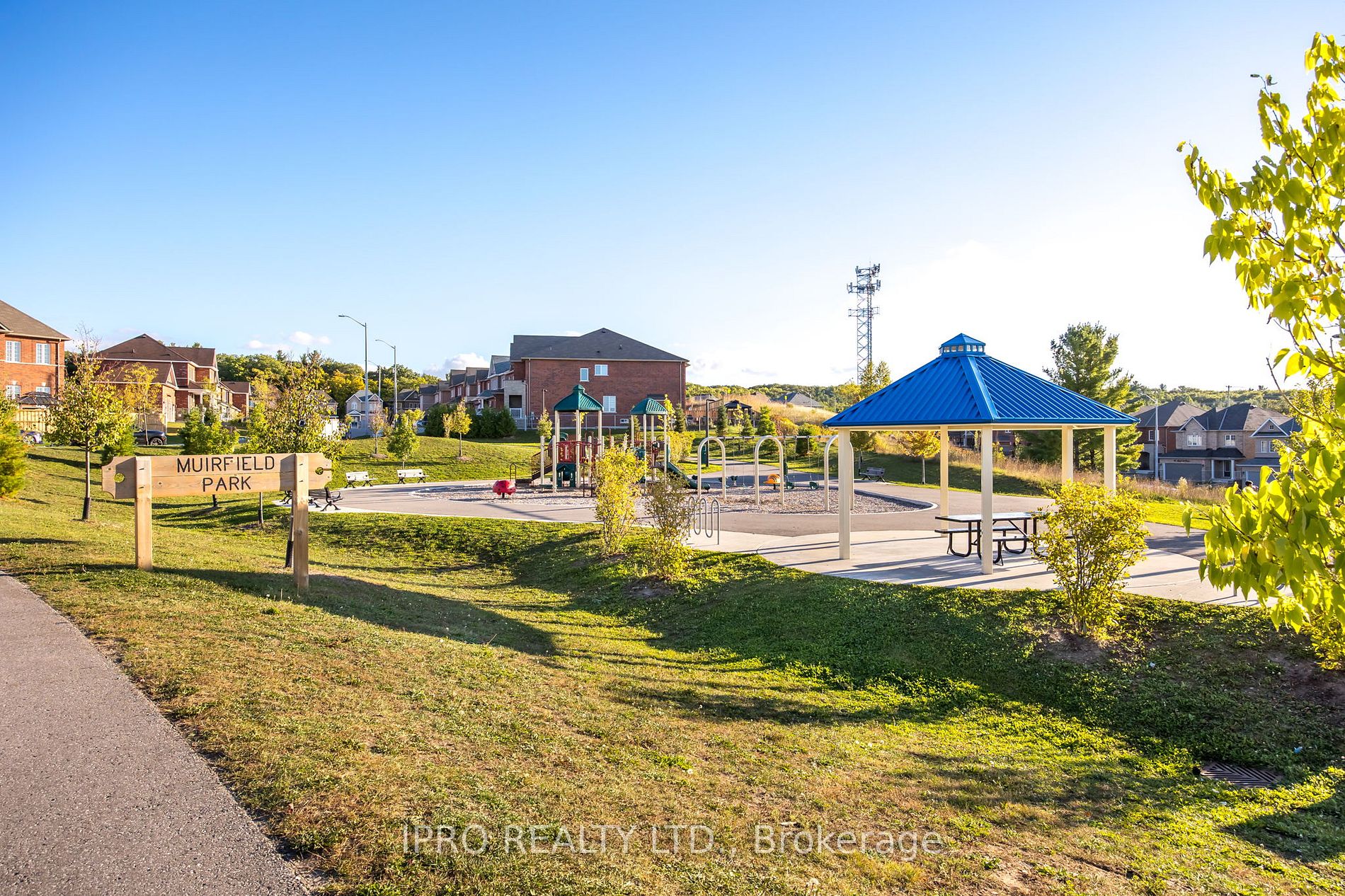 115 Muirfield Dr