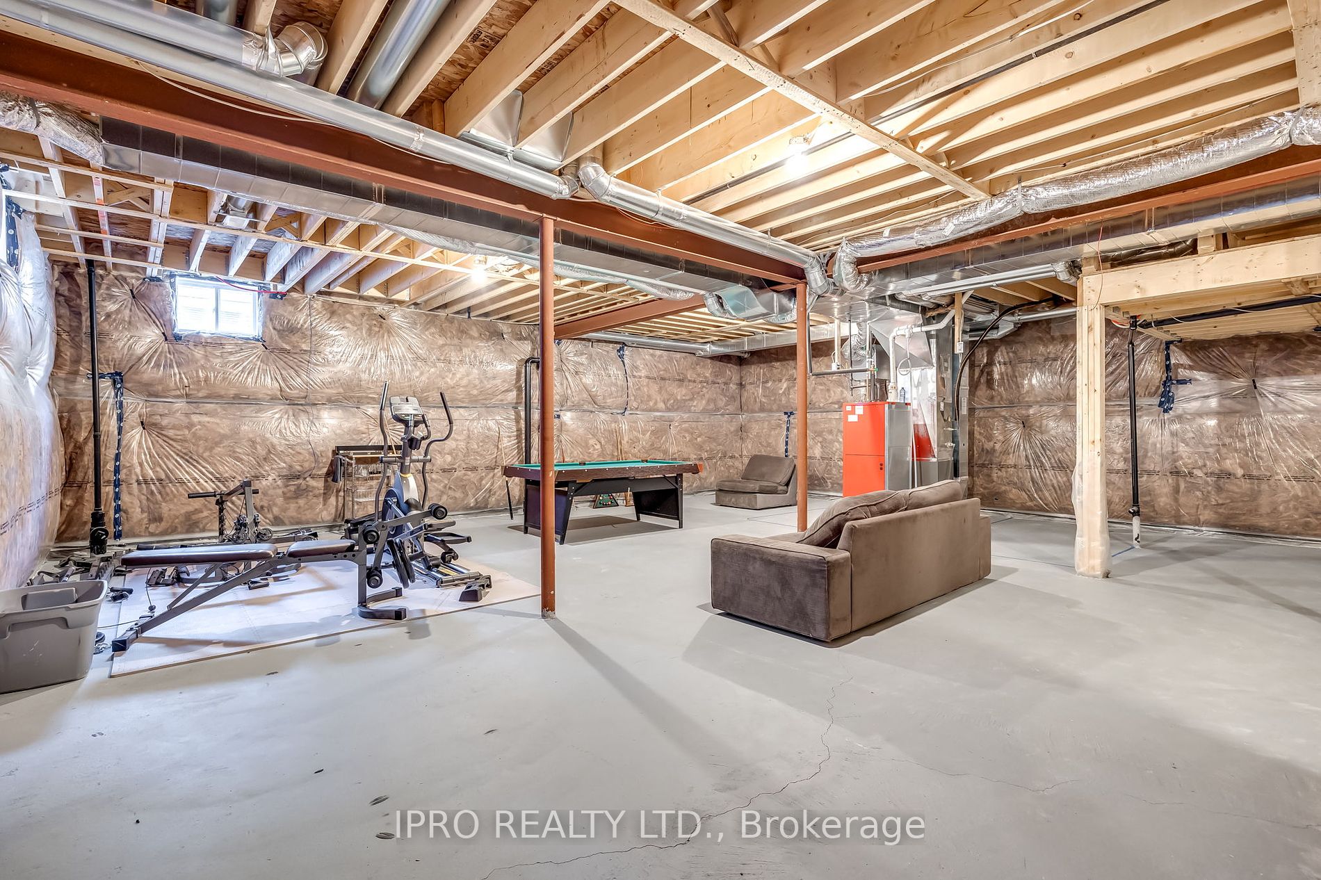 115 Muirfield Dr