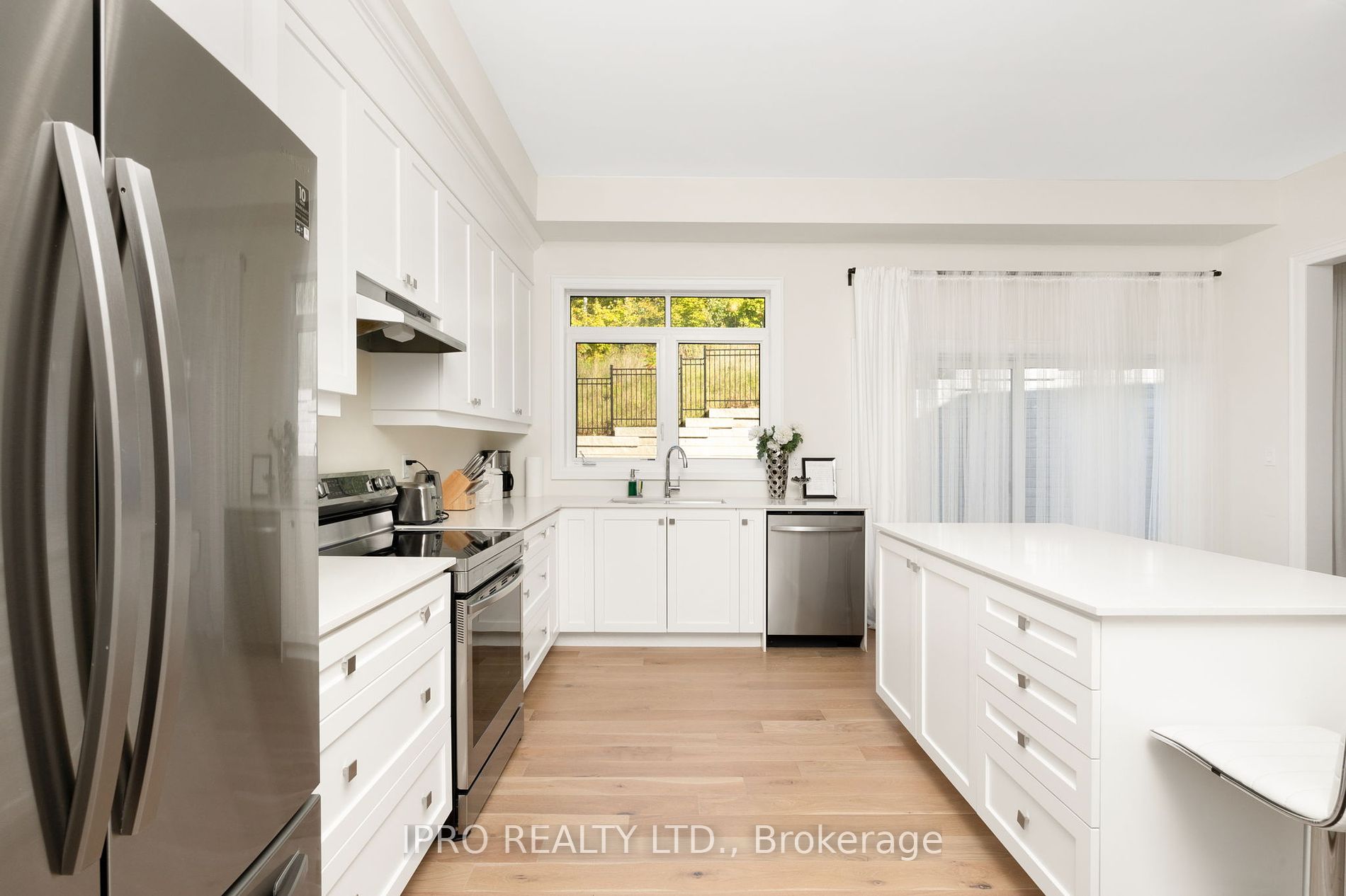 115 Muirfield Dr