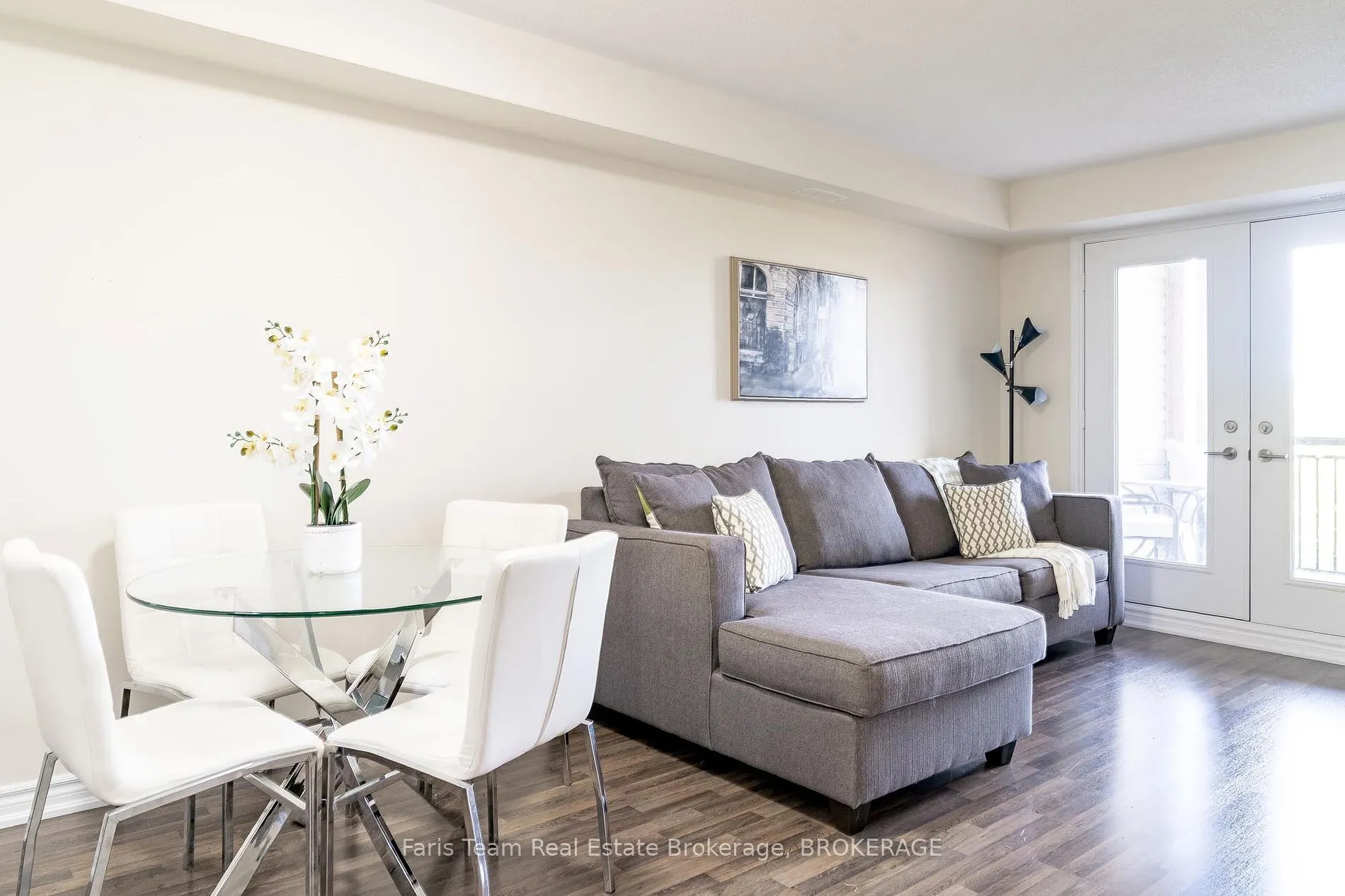 6 Anchorage Cres, #205
