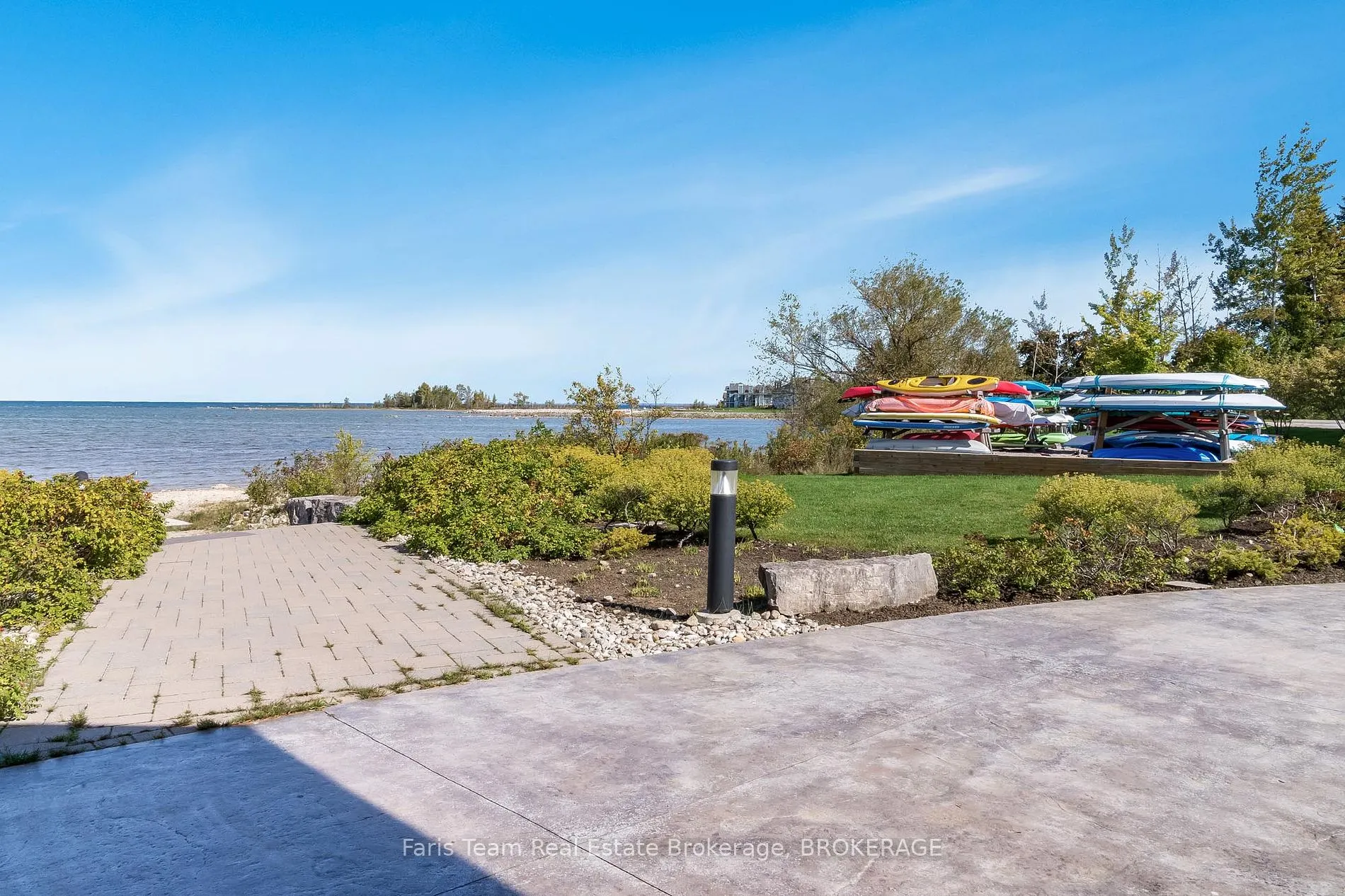 6 Anchorage Cres, #205