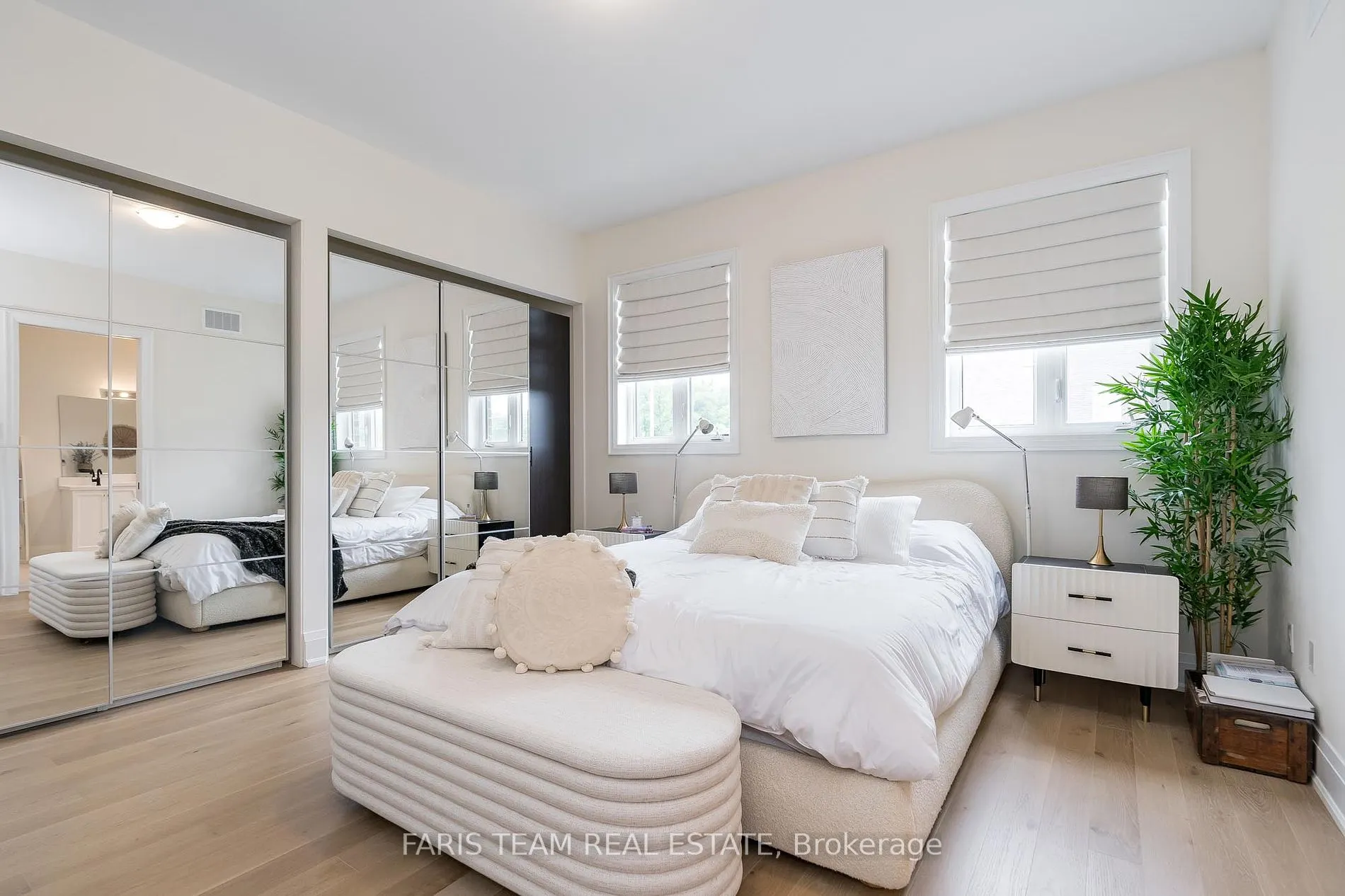 27 Muirfield Dr
