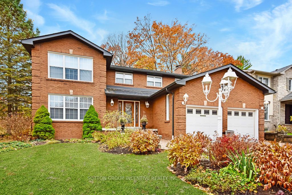 18 Valley Dr