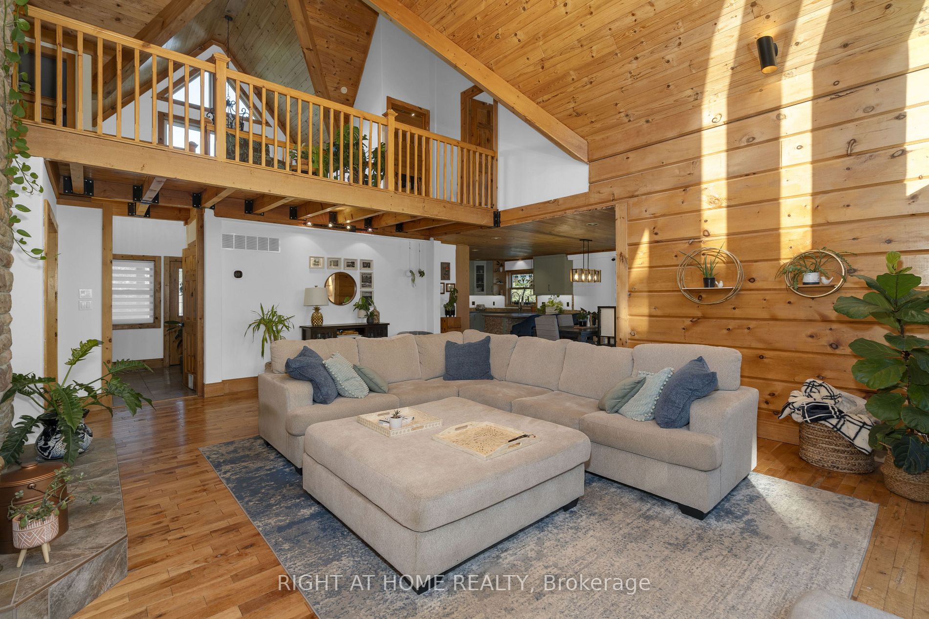 17 Bridle Path
