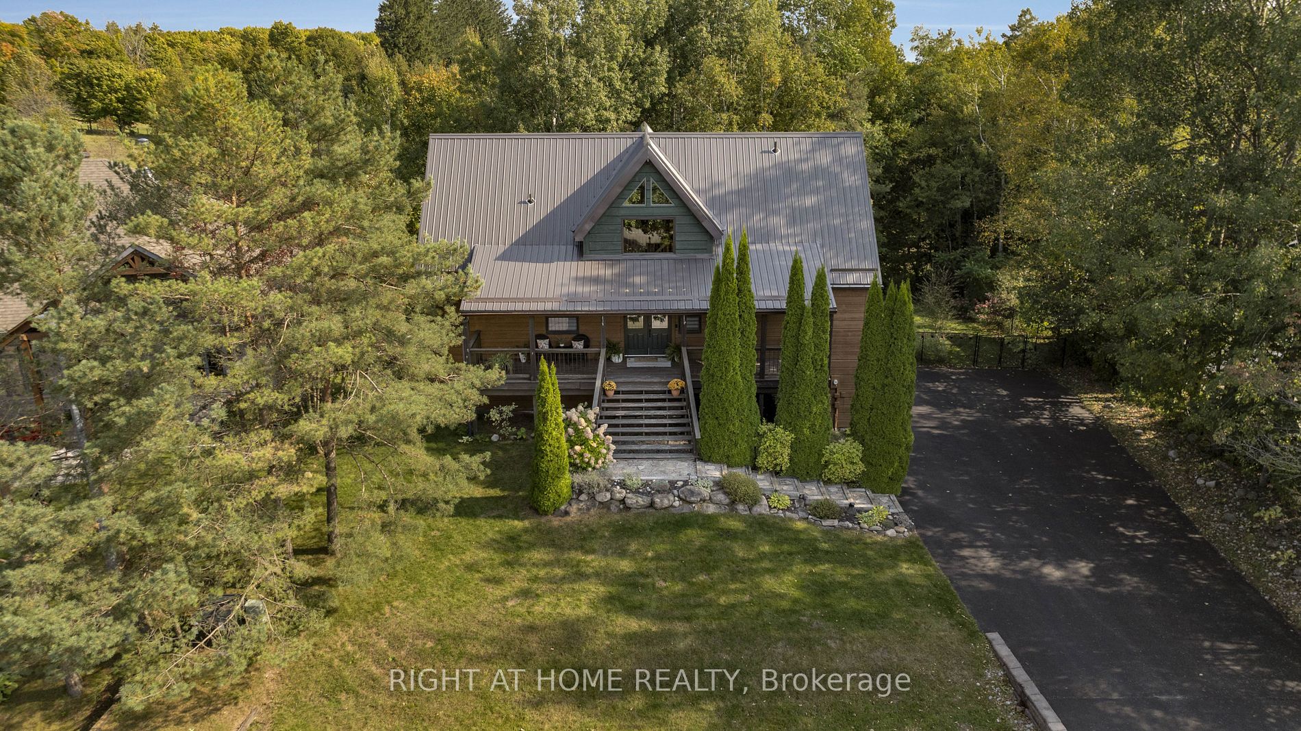 17 Bridle Path