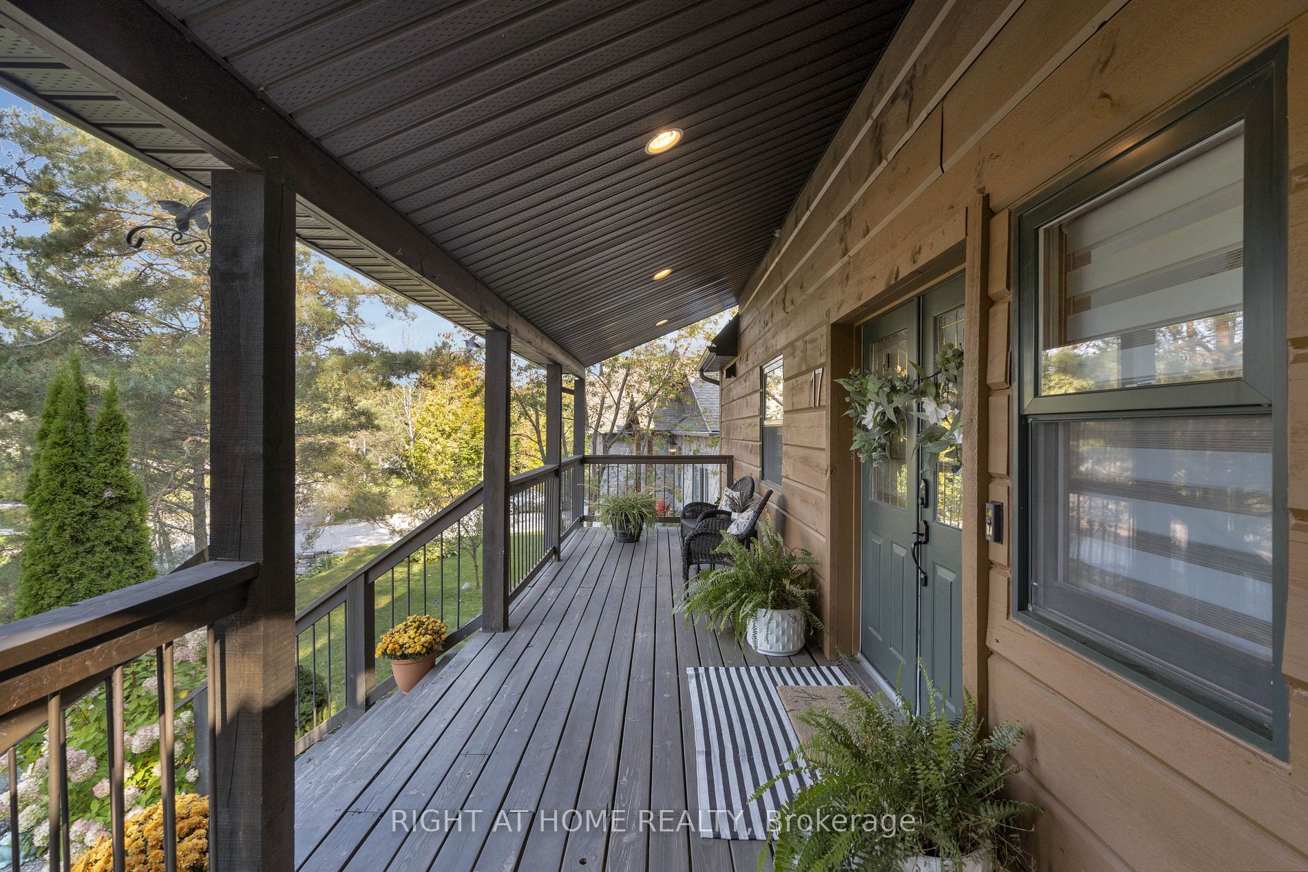 17 Bridle Path