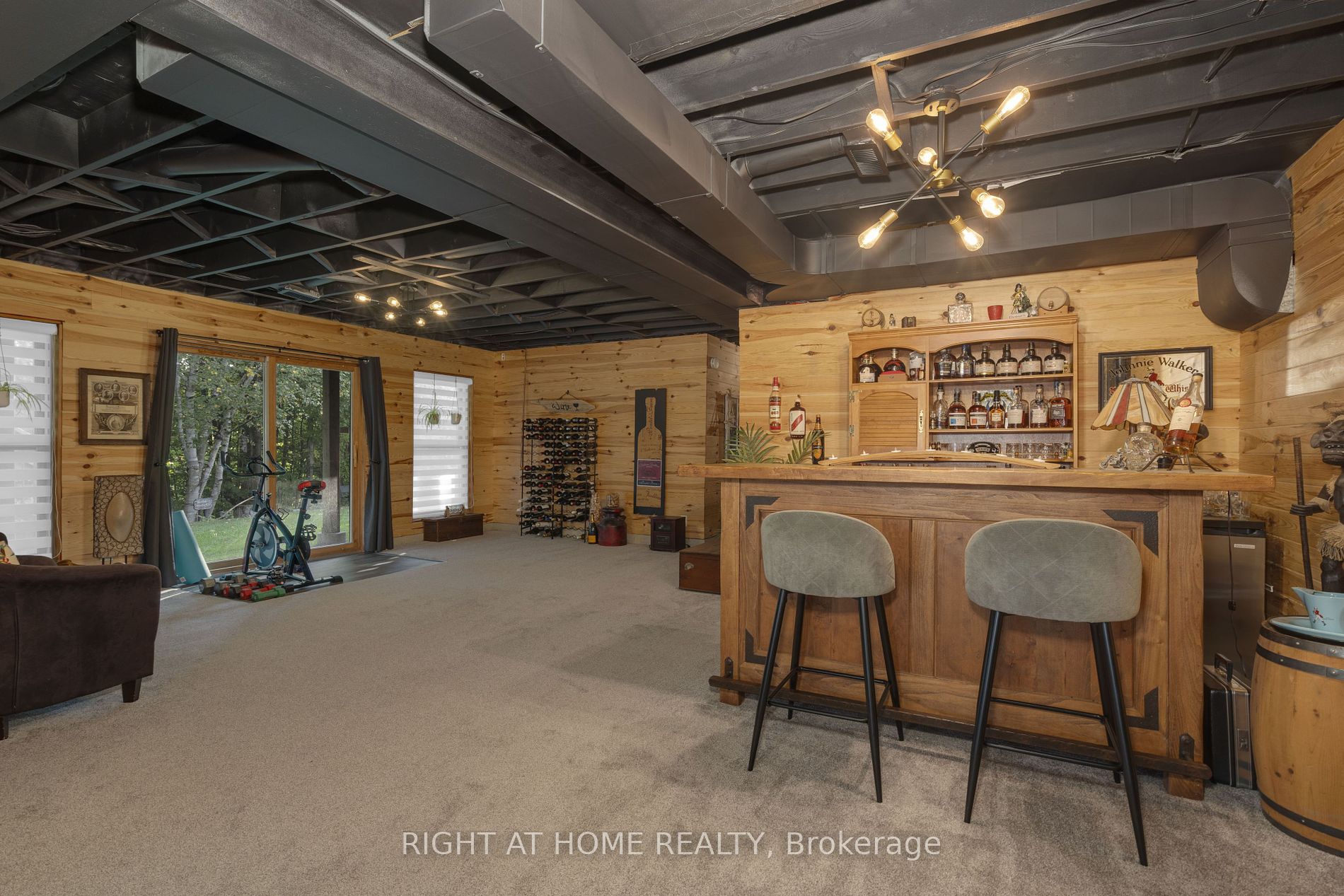 17 Bridle Path