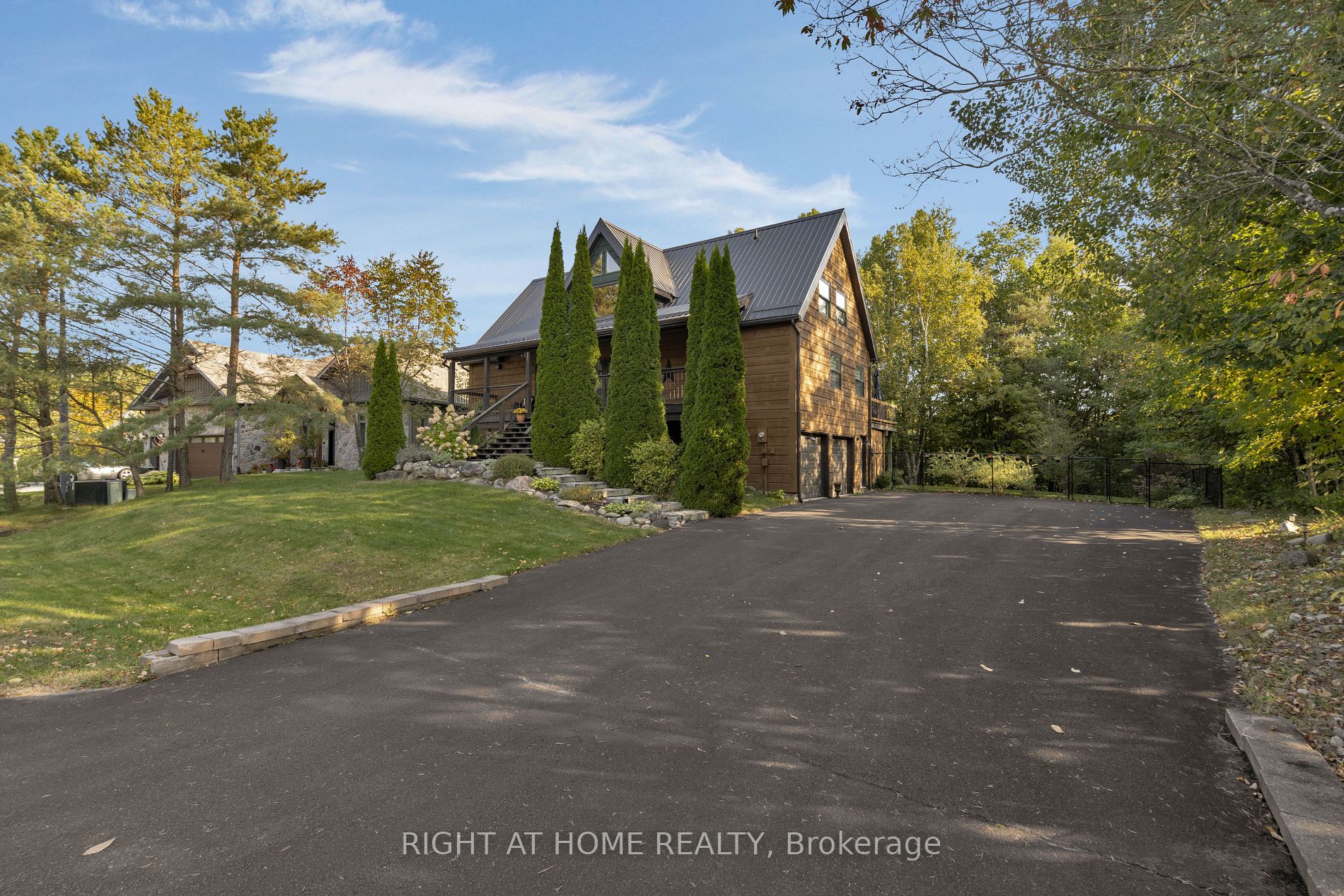17 Bridle Path