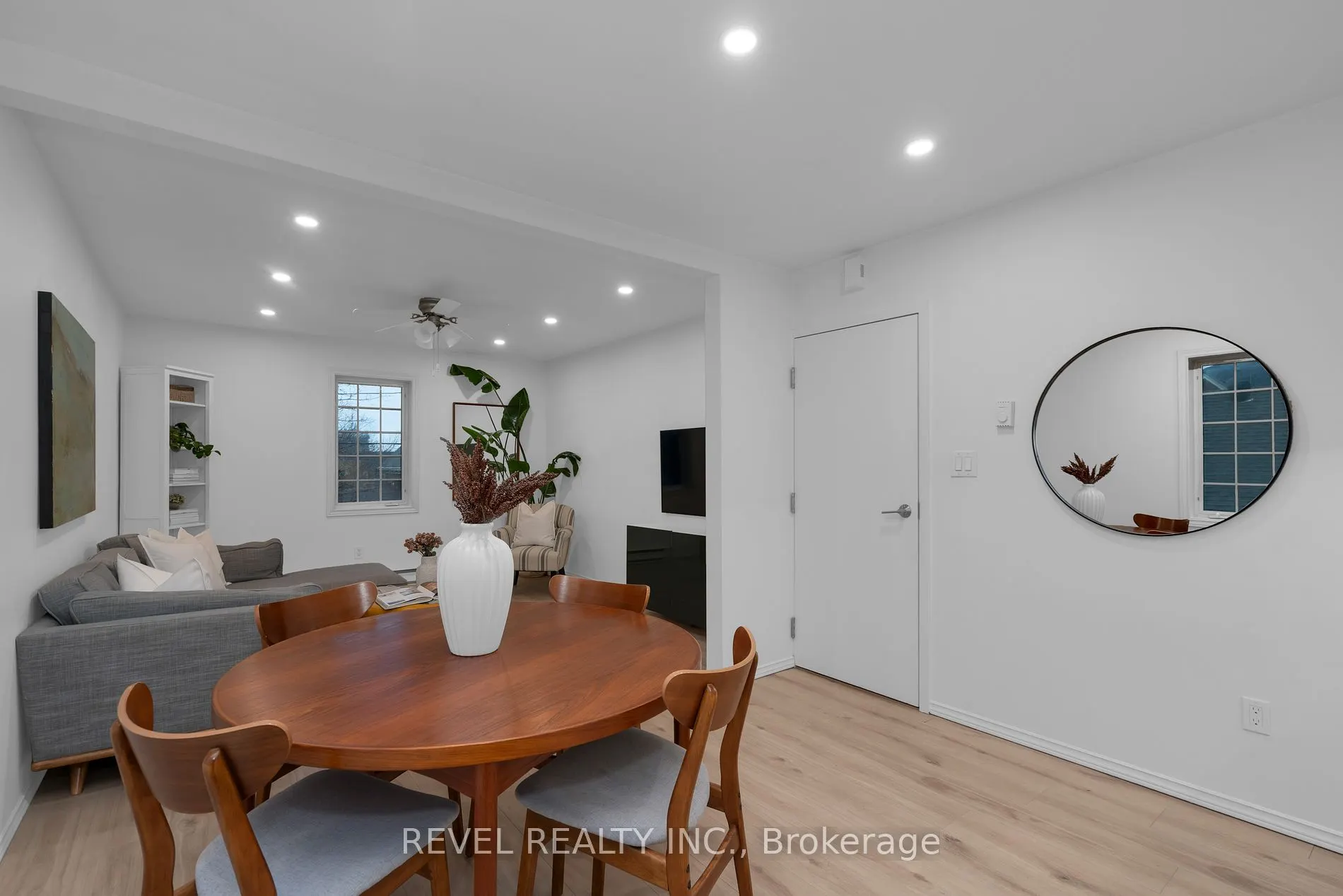 31 Frederick St