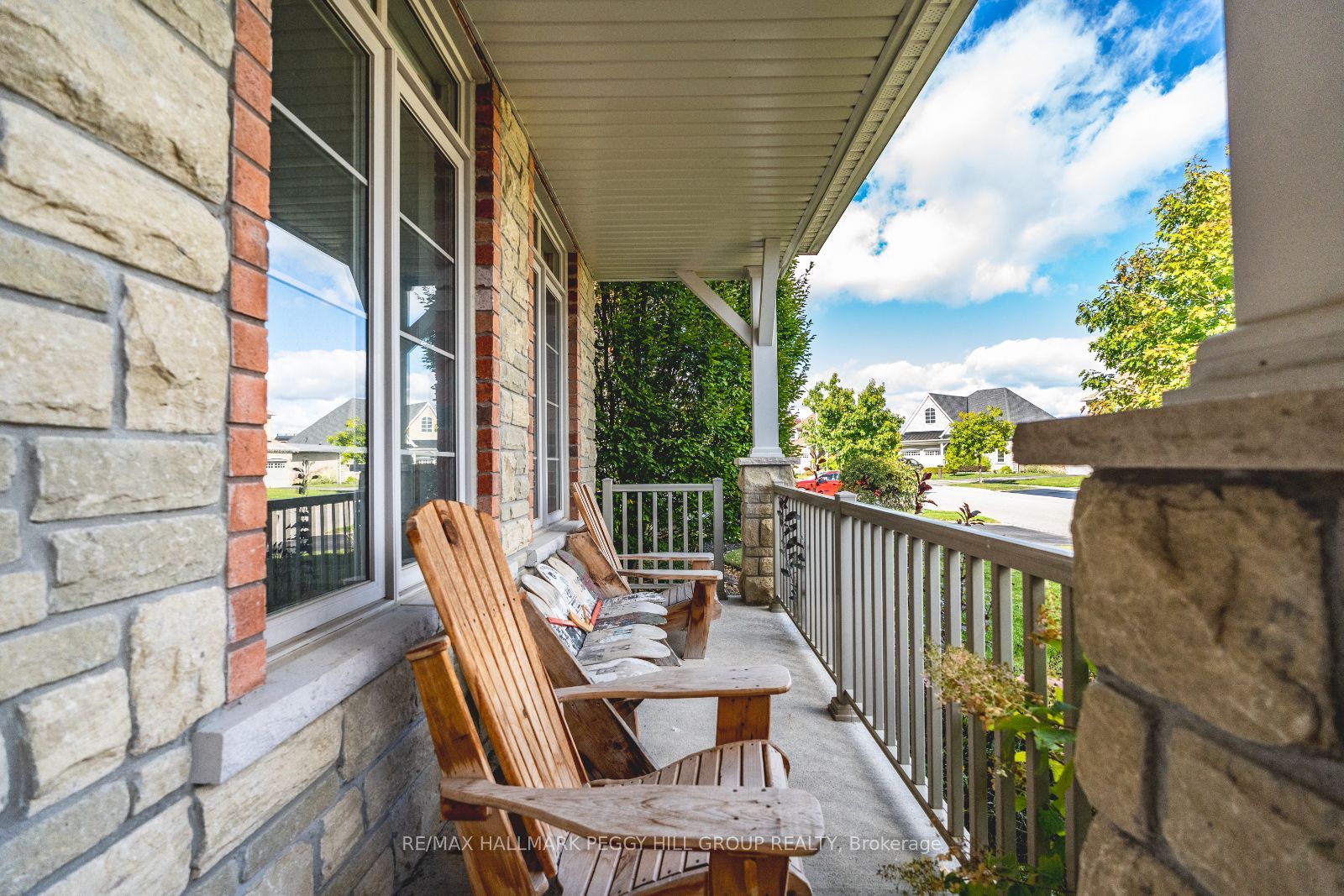 35 Royal Park Blvd
