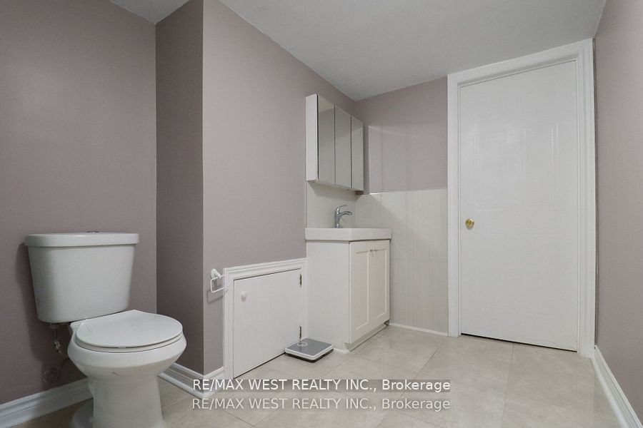 19 Radenhurst Cres
