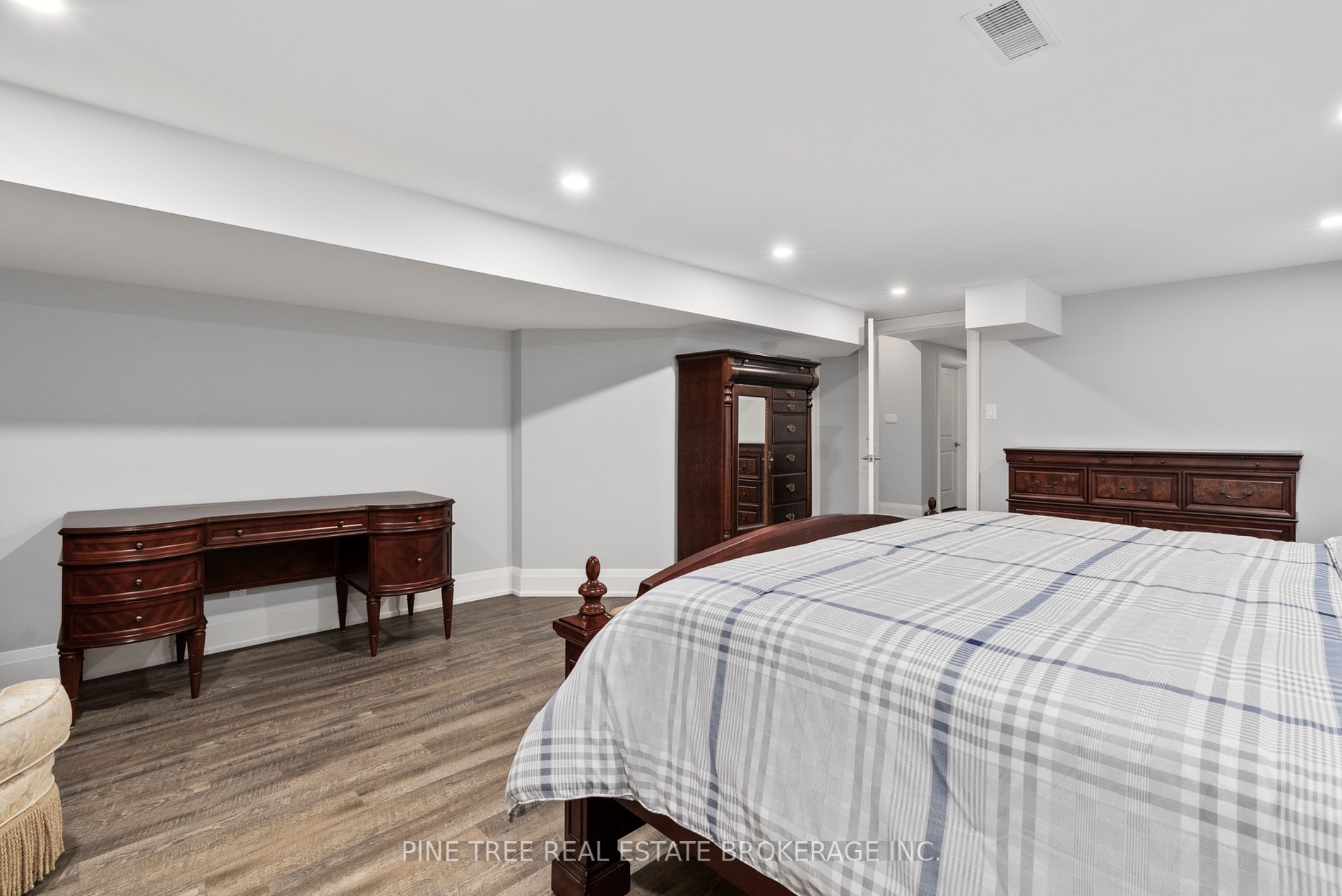 409 Coxmill Rd