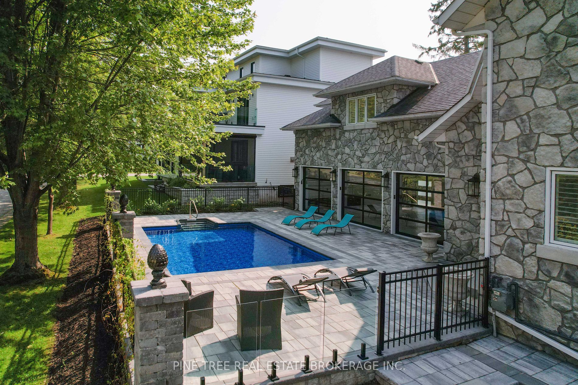 409 Coxmill Rd