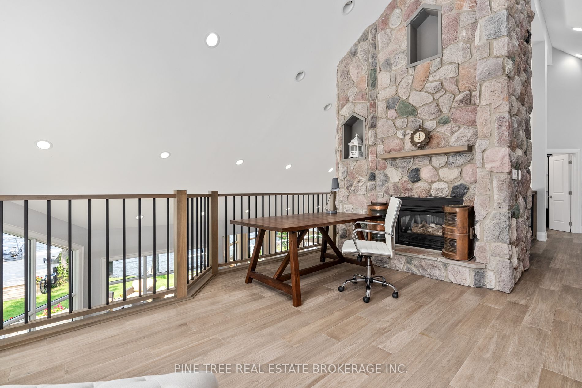 409 Coxmill Rd