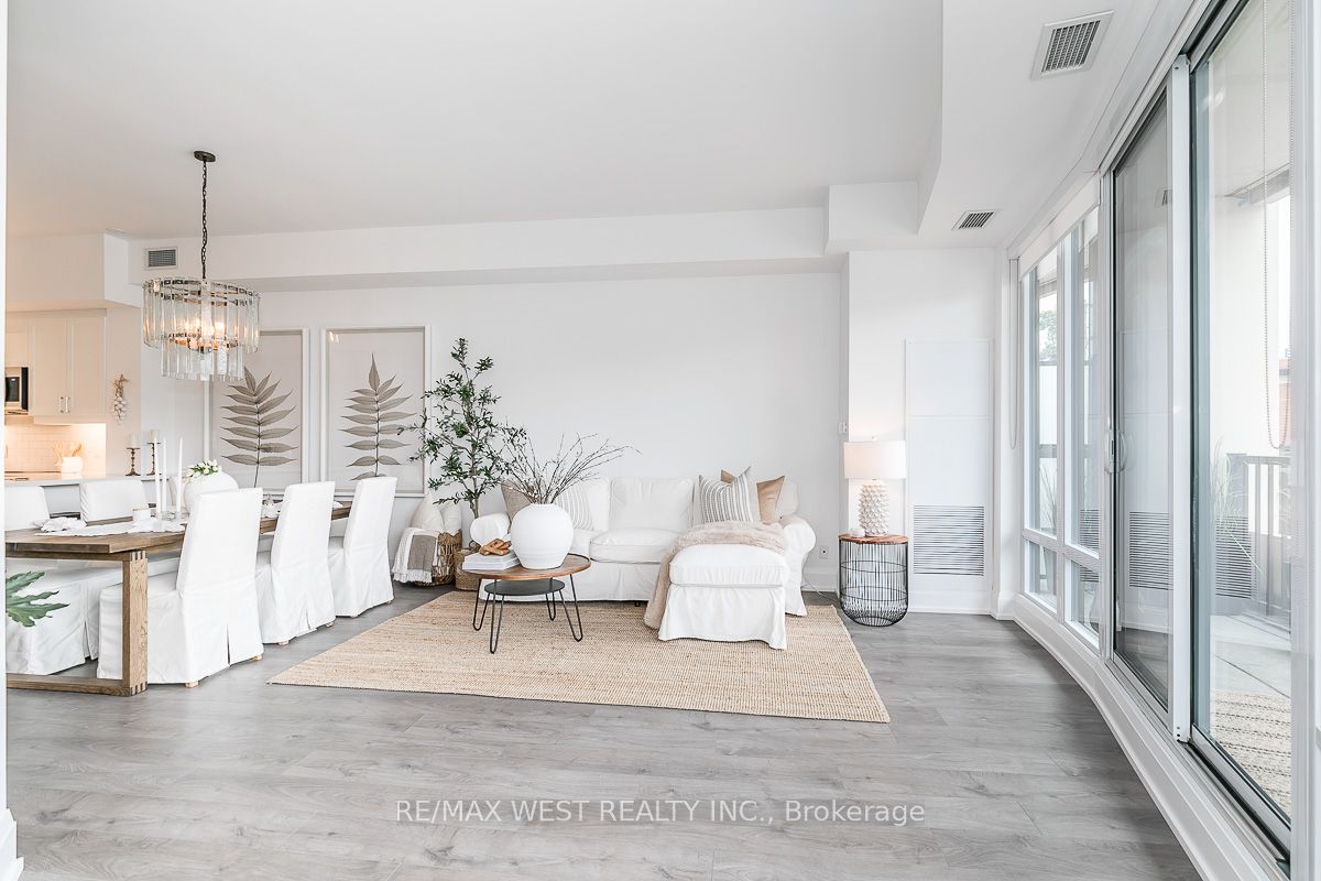 1 Hume St, #212