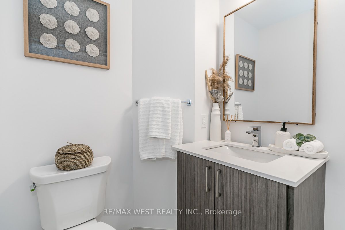 1 Hume St, #212