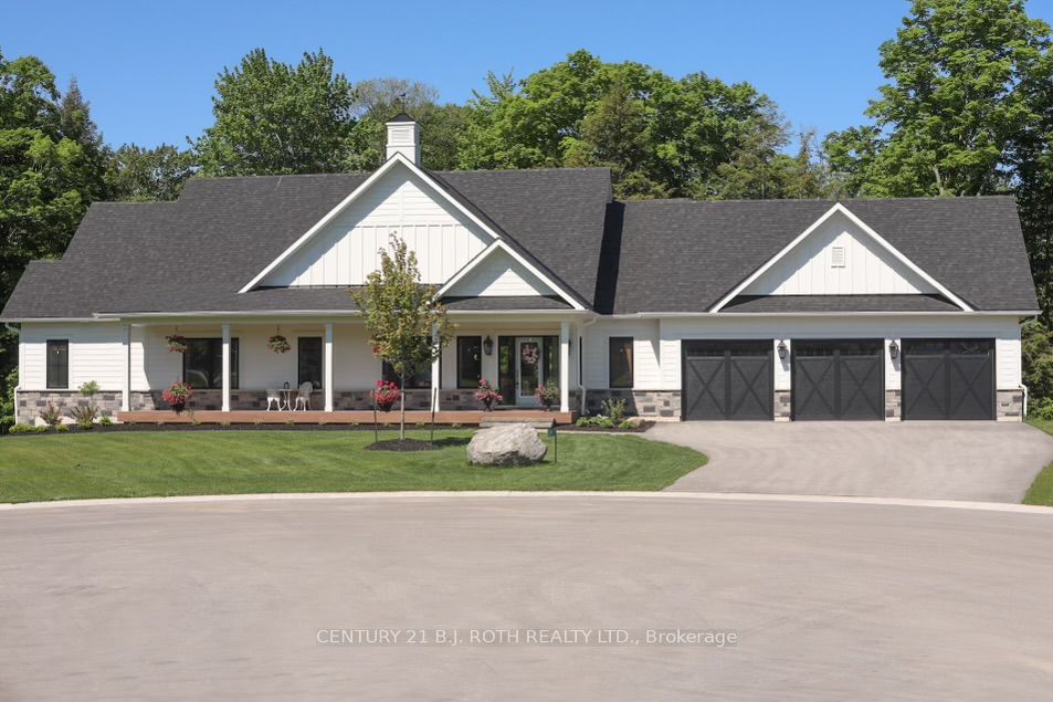24 Oldenburg Crt