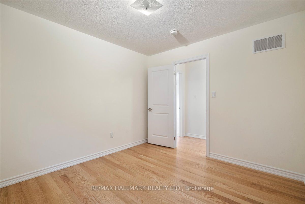 4 Bannister Rd