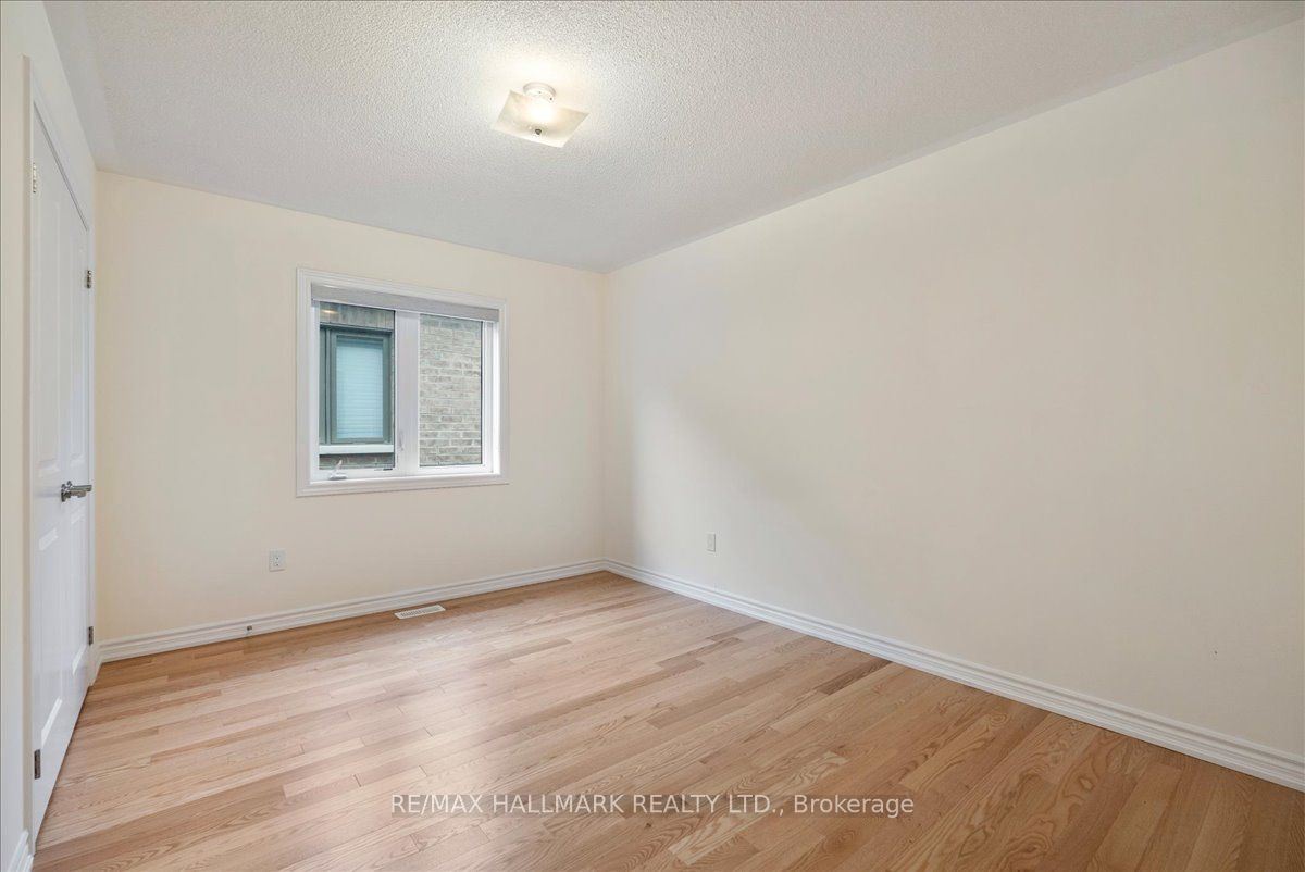 4 Bannister Rd