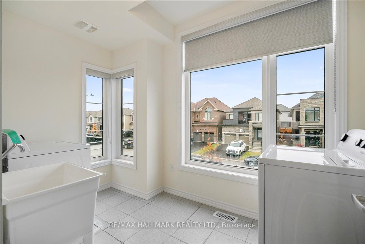 4 Bannister Rd