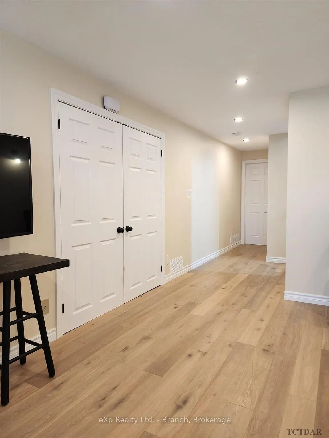 55 Lakeshore Ave