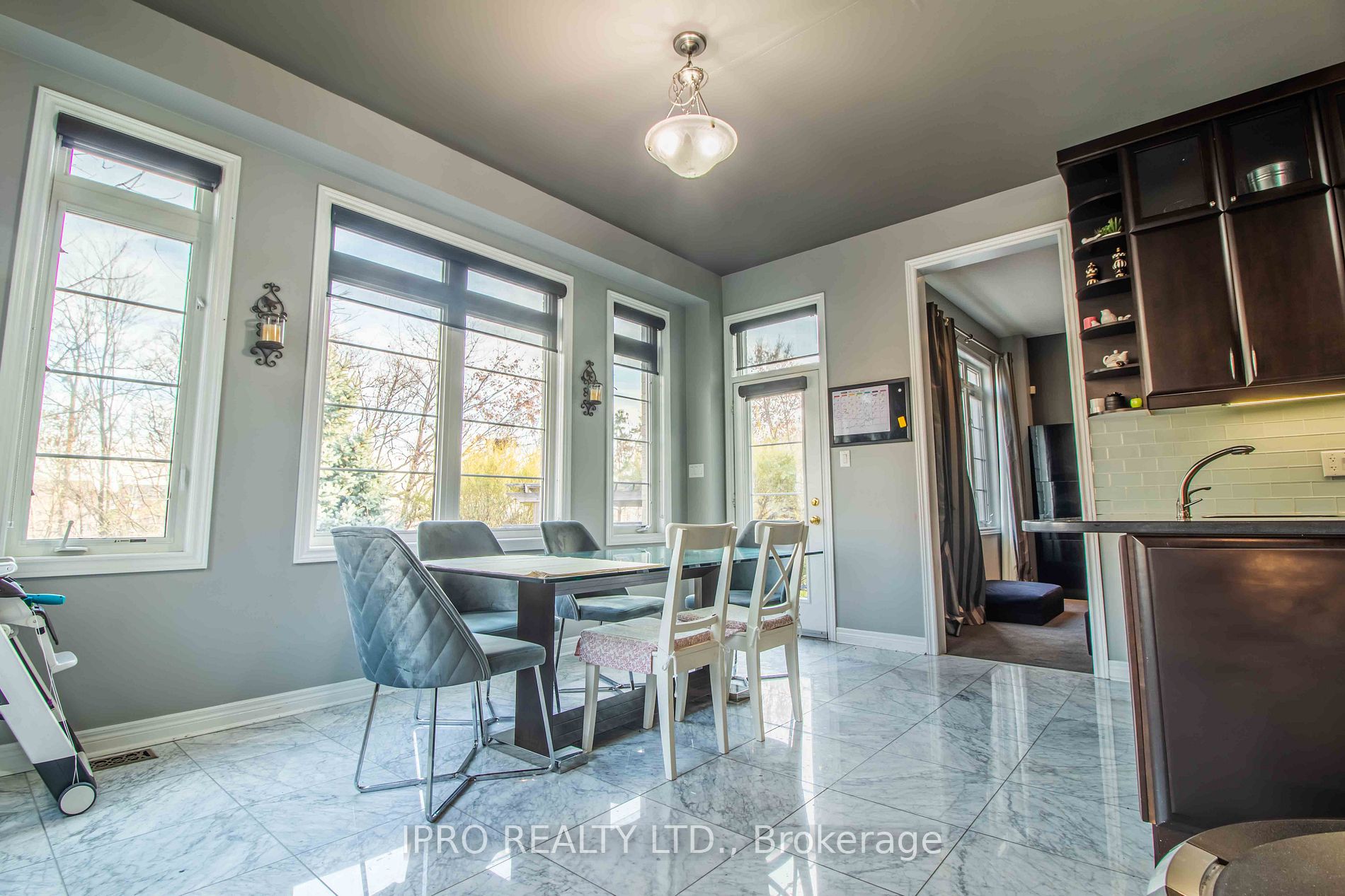 4 Quatro Cres