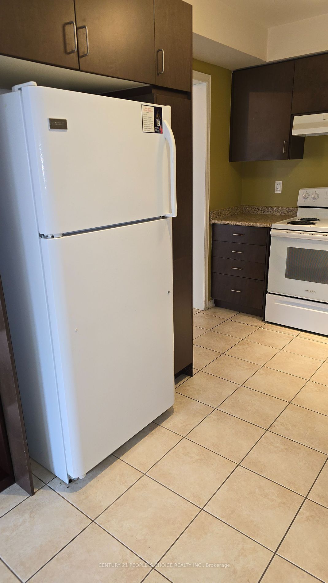 106 Bonnie Braes Dr