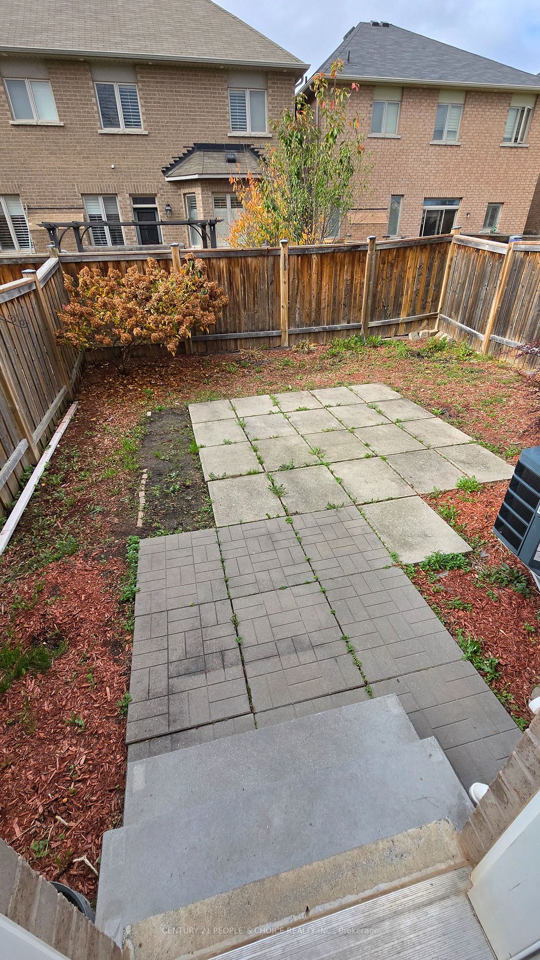 106 Bonnie Braes Dr