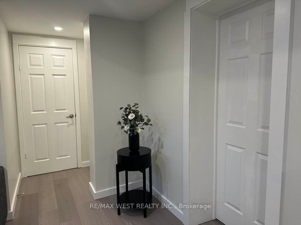 267 Martin Grove Rd