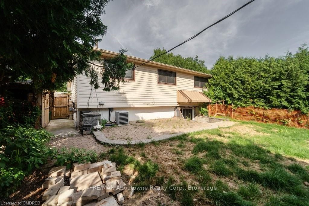 608 THORNWOOD Ave