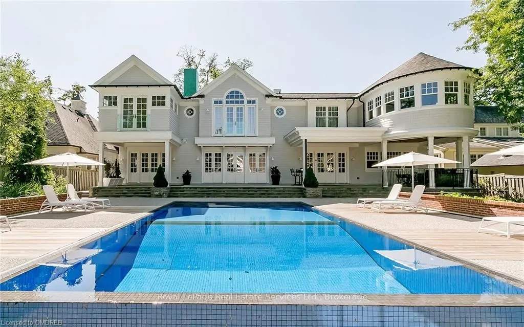 27 PARK Ave