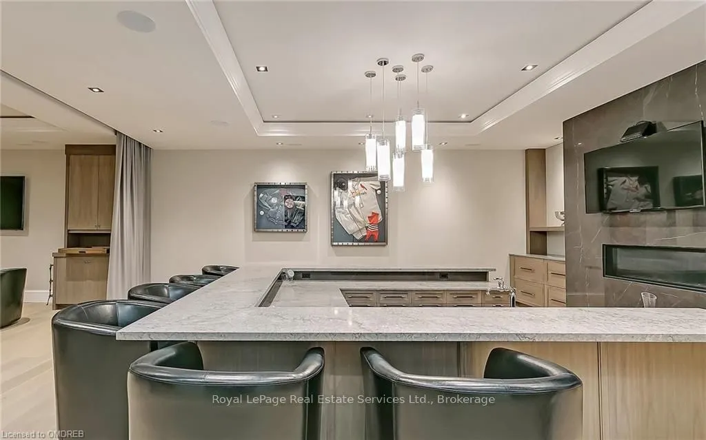 27 PARK Ave