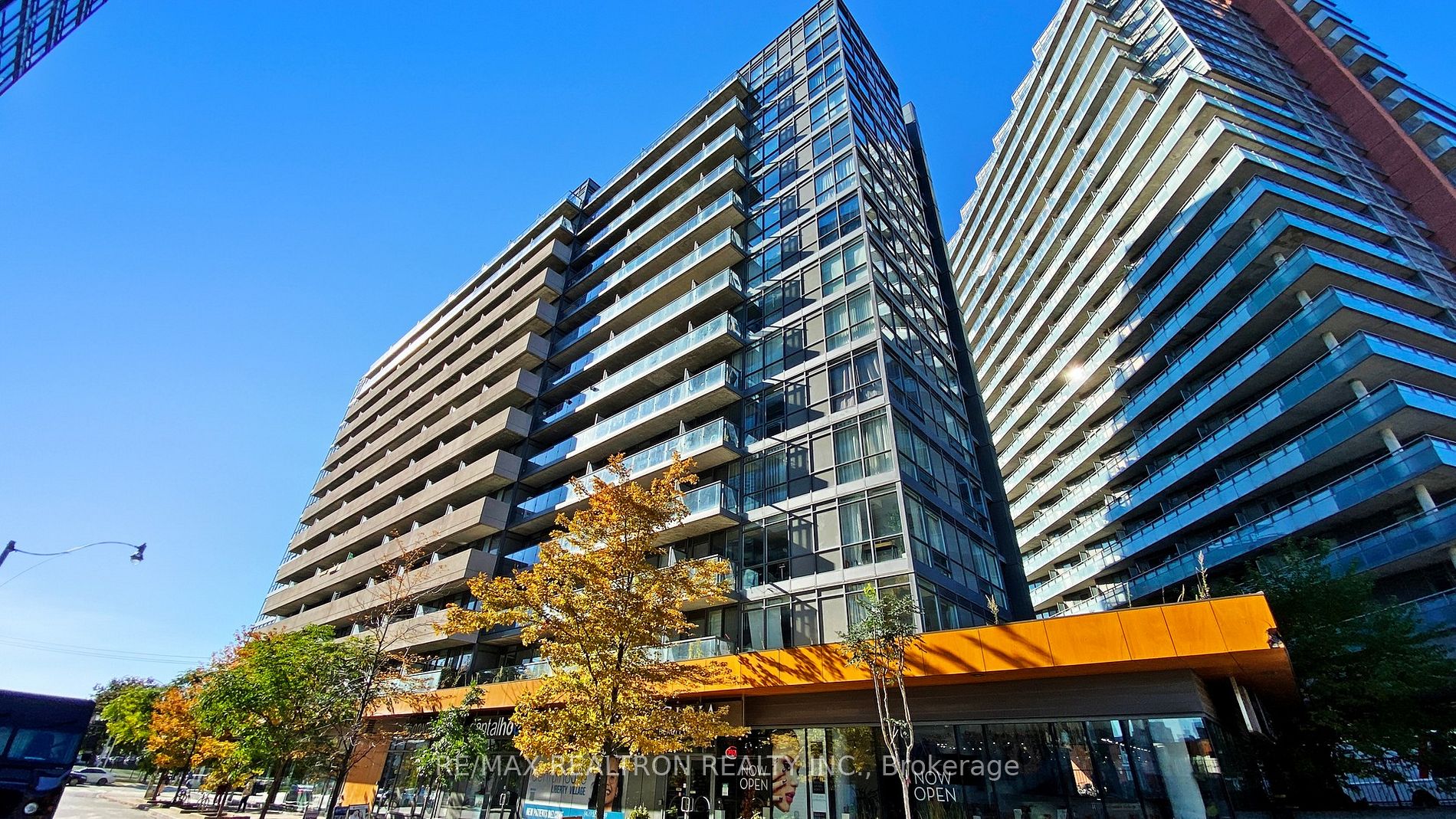 20 Joe Shuster Way, #202