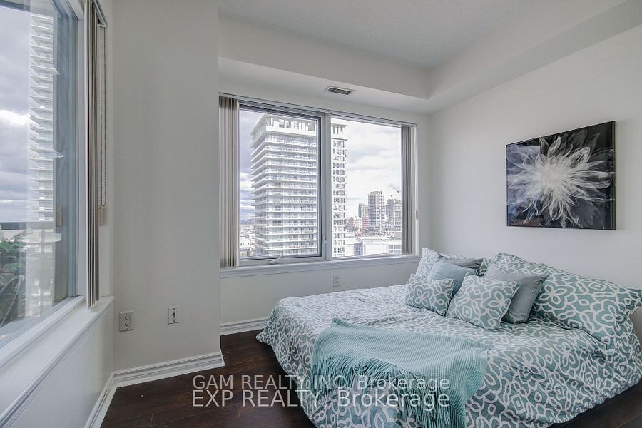 385 Prince Of Wales Dr, #1102