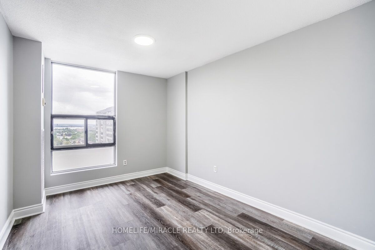 15 Kensington Rd, #1703