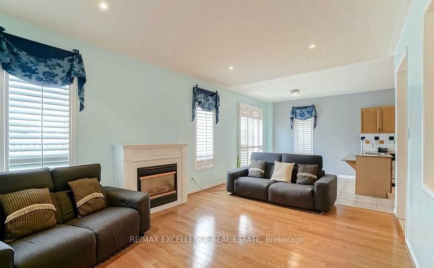 85 Lanewood St