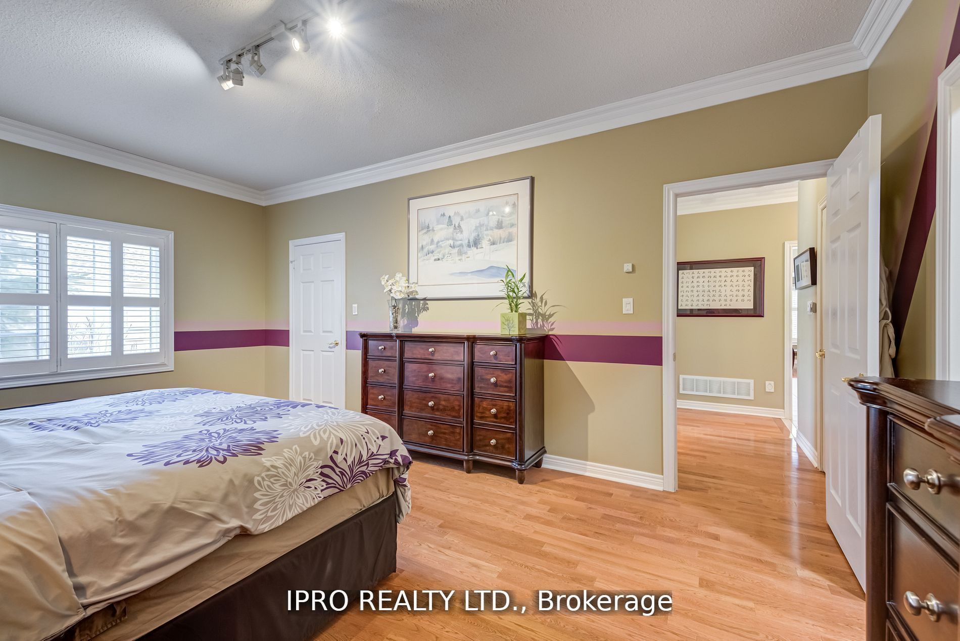2 Orchard Park Gate, #12