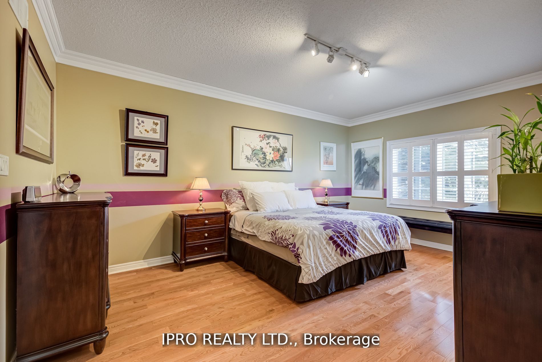 2 Orchard Park Gate, #12