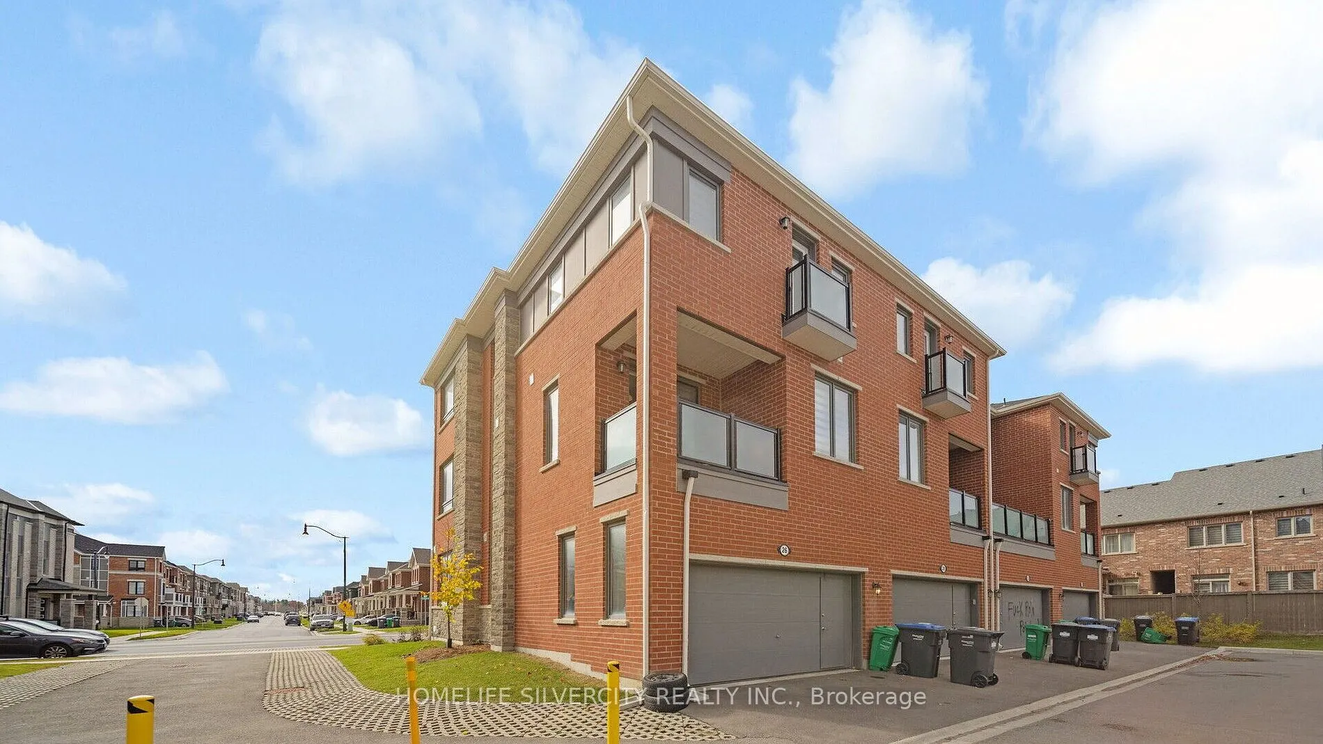 26 Summer Wind Lane