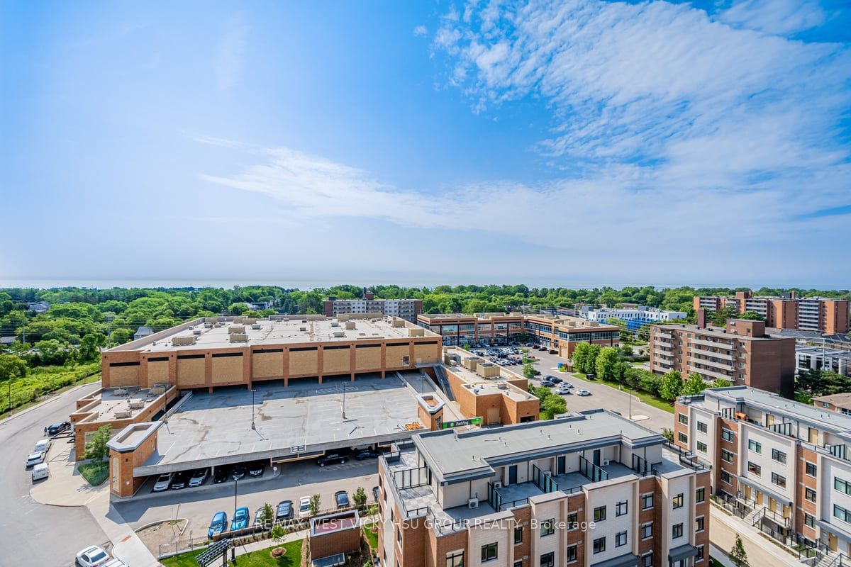 1063 Douglas Mccurdy Comm Circ, #1006
