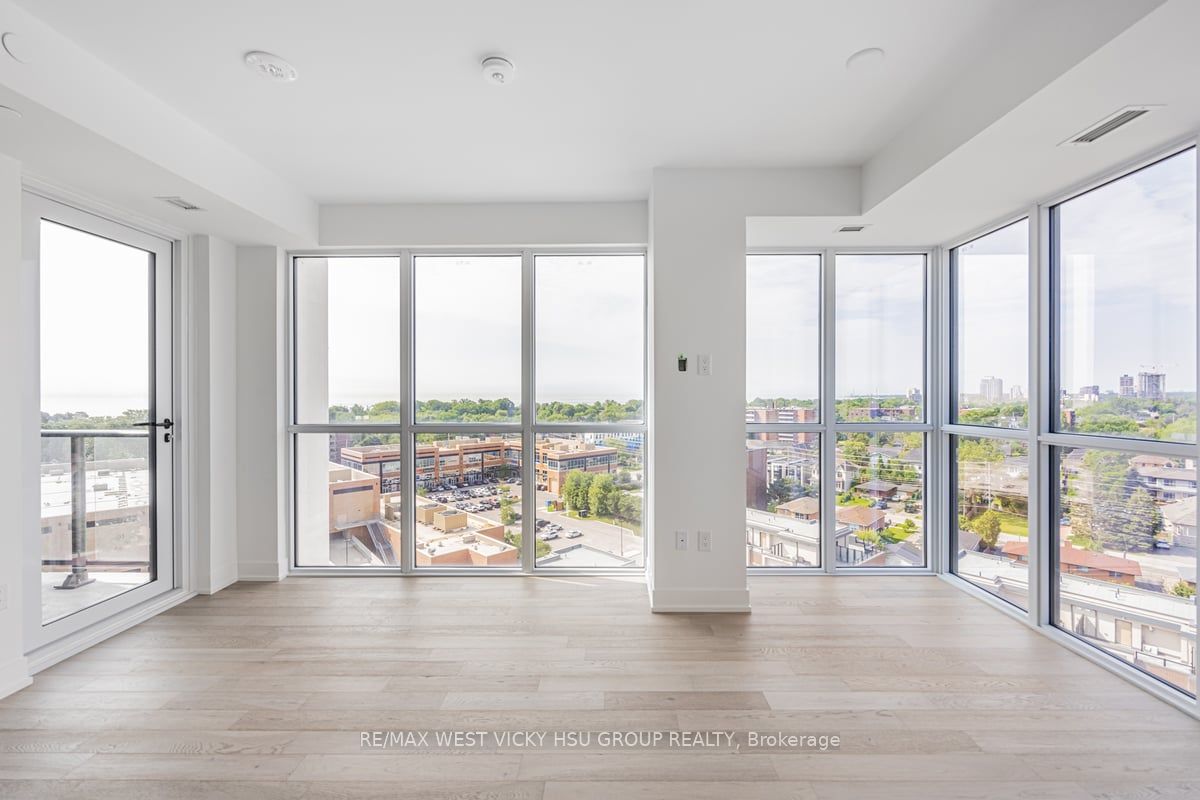 1063 Douglas Mccurdy Comm Circ, #1006