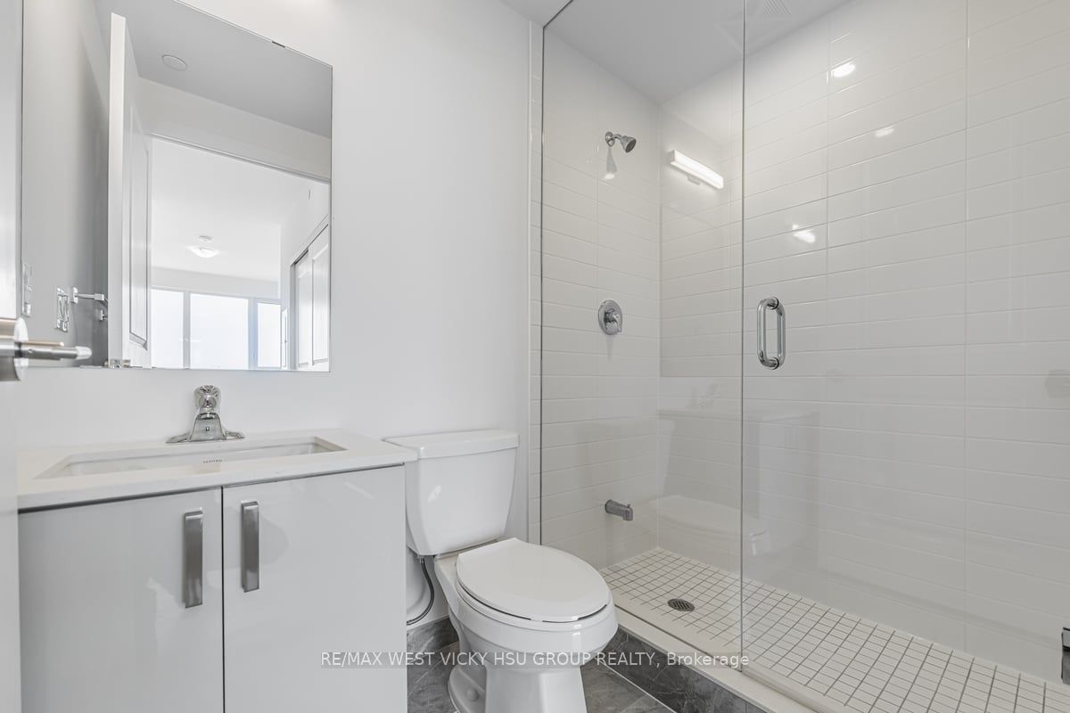 1063 Douglas Mccurdy Comm Circ, #1006