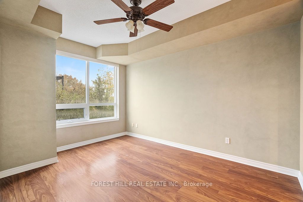 3865 Lake Shore Blvd W, #217