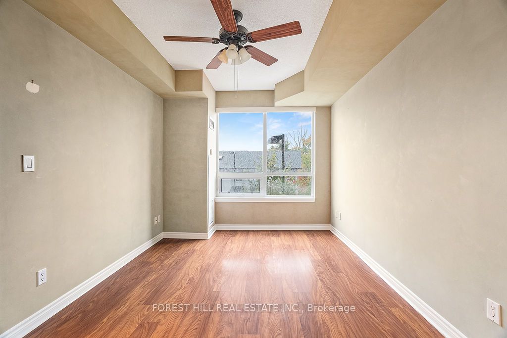3865 Lake Shore Blvd W, #217